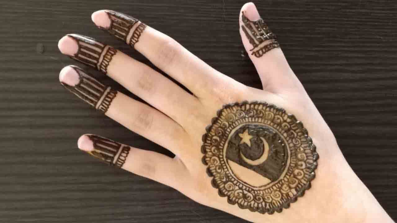 Gol tikki flag mehndi design